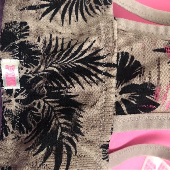 PINK Victoria’s Secret lace bra 34D - Picture 6 of 6